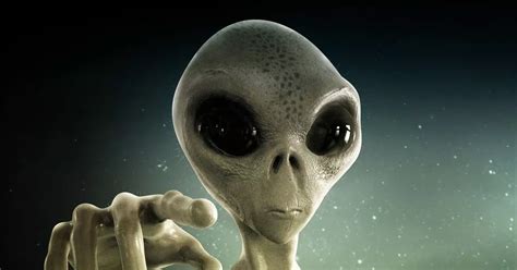 Thousands Pay For Alien Abduction Insurance Policies That Offer £