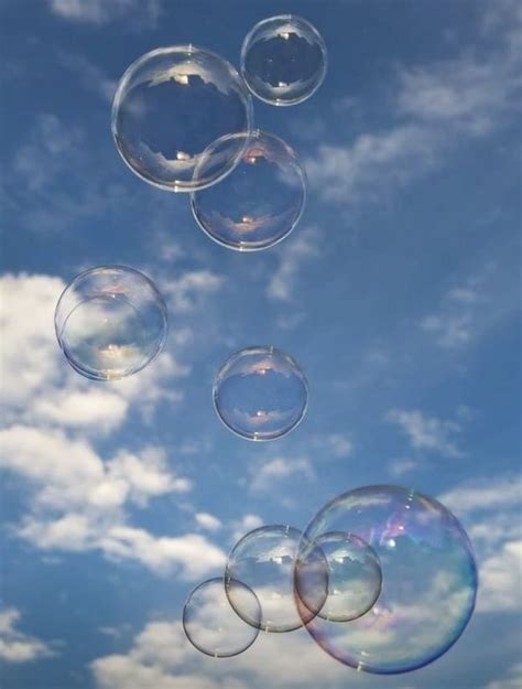 Pin By 아영 양 On Auguri E Buongiorno Bubbles Photography Bubbles
