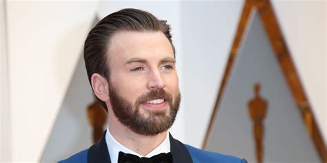 Chris Evans Accidentally Uploaded A Nude To Instagram Stories