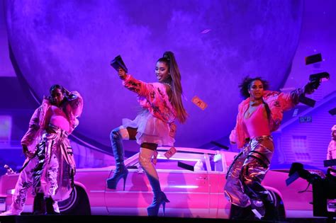 Ariana Grande Sweetener World Tour Pictures Popsugar Celebrity Photo 39