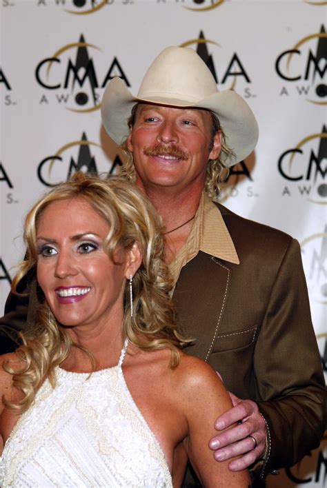 Alan Jackson's Wife Asked God to Help Her Be 'Forgiving Wife': 43 Years