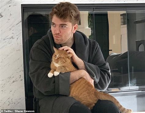 Youtube Star Shane Dawson Denies Having Sex With His Cat Daily Mail