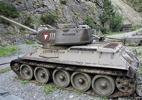 Austrian T3485 Cold War Military Soviet Tank War Tank