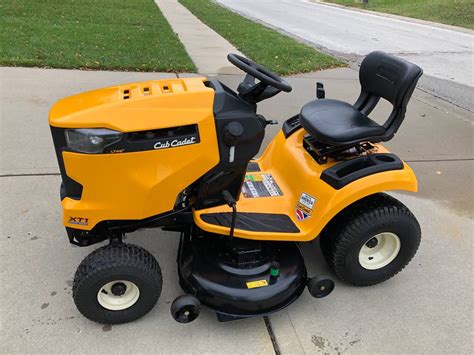 2019 Cub Cadet Xt1 Enduro Series Riding Lawn Mower For Sale Ronmowers