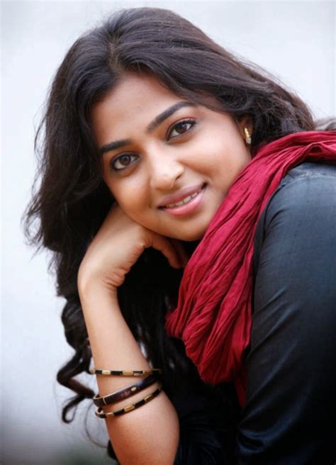 Photos Of Hot And Sizzling Bollywood Actress Radhika Apte ~ Funky Pics World