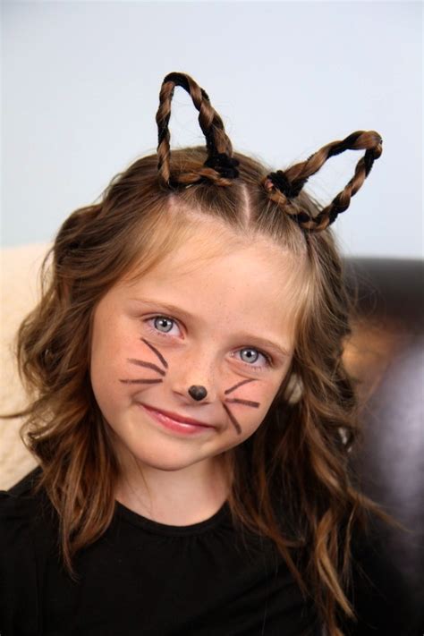 The best part is you won't need any heat to accomplish them. Braided {Kitty} Cat Ears | Halloween Hairstyles - Cute ...