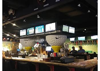Stingers sports bar, arizona har ikke nok vurderinger af deres mad, service, værdi for pengene eller atmosfære endnu. 3 Best Sports Bars in Glendale, AZ - Expert Recommendations