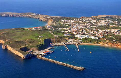 Lagos station is the western terminus of the linha do algarve railway line, which connects lagos to vila real de santo antónio (via faro and tavira). Fotos de Lagos - Portugal | Cidades em fotos