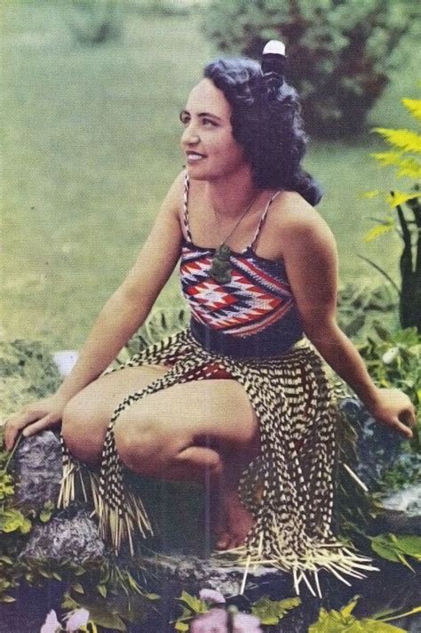Beautiful Maori Woman Polynesian People Polynesian Dance Polynesian