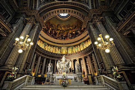 Concierto De Música Clásica En Iglesia De La Madeleine De París