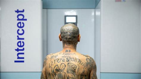 El Salvador Begins Transferring Thousands To Mega Prison Amid Gang