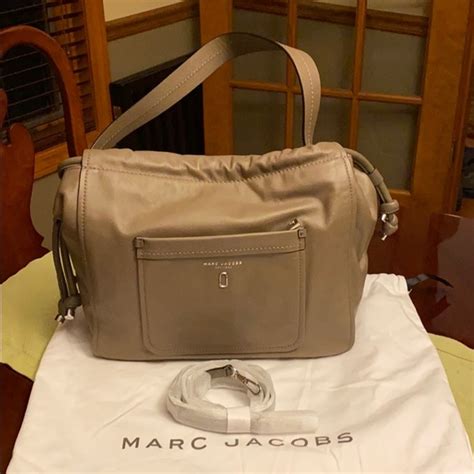 Marc Jacobs Bags Marc Jacobs Hobo Bag With Handle Strapmushroom