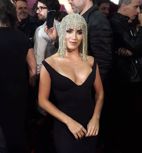 El Look De Los Famosos En La Alfombra Roja De Los Premios Gardel Infobae Lali Esposito