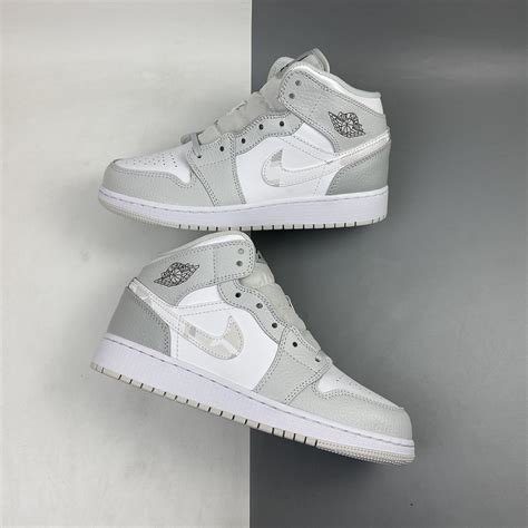 Air Jordan 1 Mid Grey Camo Dd3235 100