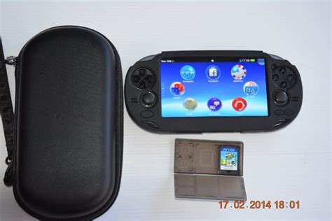 Sony PlayStation Vita Console Wi Fi G Model PCH Including Games And GB Memory