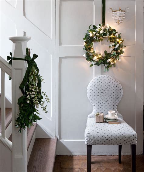 Christmas Hallway Ideas Christmas Hallway Decorations To Impress