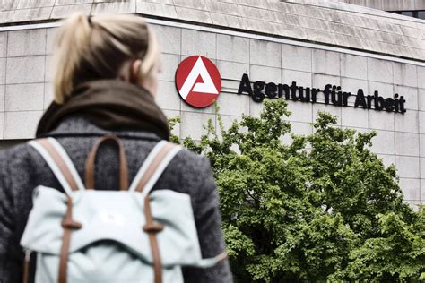 Bald hartz iv fur jobcenter mitarbeiter. Agentur Für Arbeit Hamburg