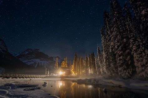 Pictures Canada Emerald Lake Nature Winter Mountains Forests Night