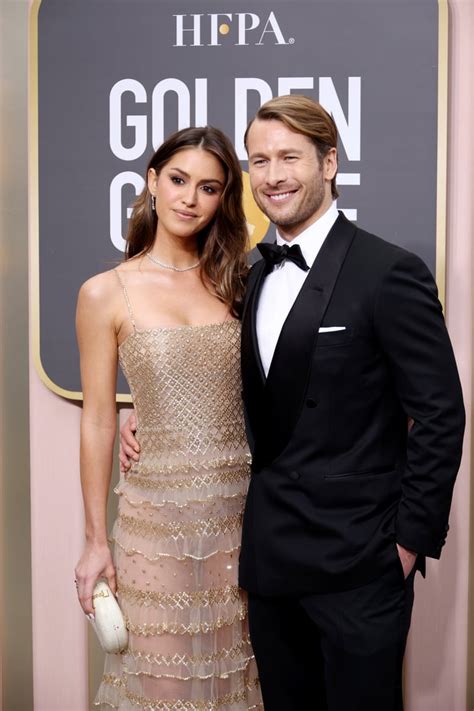 glen powell and gigi paris at the 2023 golden globes celebrity couples at the 2023 golden