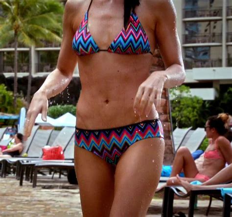 Pop Minute Michelle Borth Bikini Pool Hawaii Five O Photos Photo 7