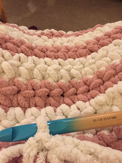 Making A Blanket With Bernat Blanket Big Yarn I Feel Like I M Using A Giant S Hook Lol R Crochet