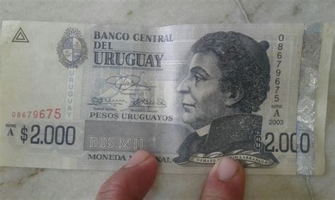 Billetes falsos en Rivera - Página Treinta y Tres - pagina33.com