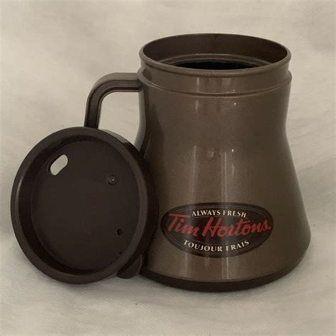 Tim Hortons Travel Mug Coffee Aladdin 20 Oz Wide Base Brown Plastic