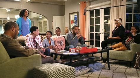 Black Ish Mixes Comedy With Controversy To Give Viewers A Good Laugh