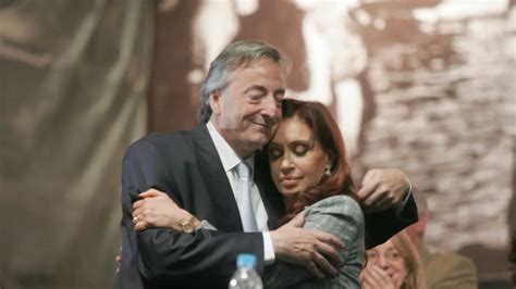 Cristina Kirchner Recordó A Néstor En El Día De Su Nacimiento Recuerdos Del Amor