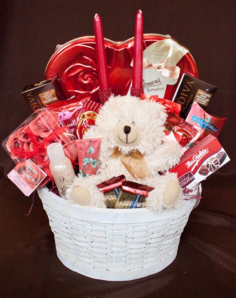 Valentines Day Gift Baskets For Her Diy Diy Valentines Apple
