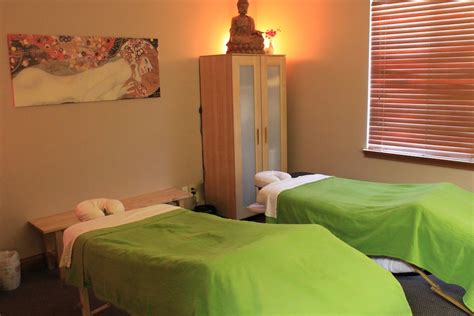 Flourish Massage Cincinnati And Northern Ky Massage Therapy Couples Massage