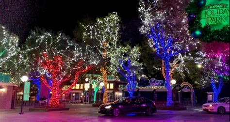 Six Flags Magic Mountain To Host Drive Thru Holiday In The Park
