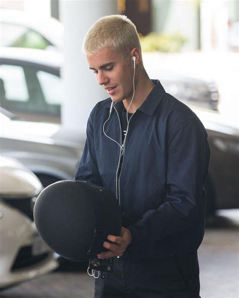 50 Best Justin Bieber Platinum Blonde Hairstyles 2021