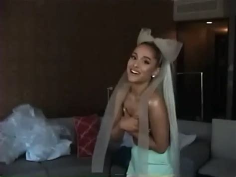 Ariana Grande The Fappening Topless Covered 6 Photos