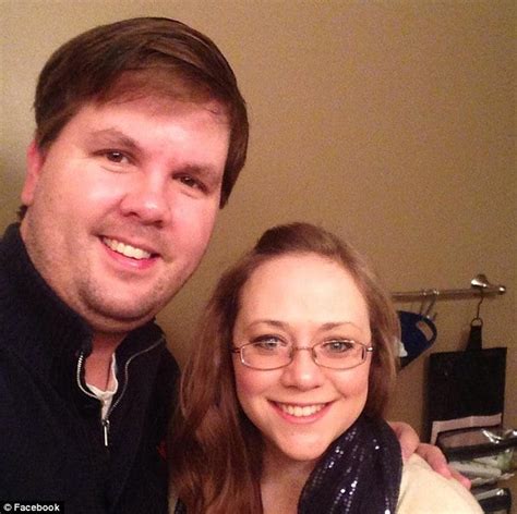 Justin Ross Harris Wife Leanna Tells Funeral He Is A Wonderful Daddy