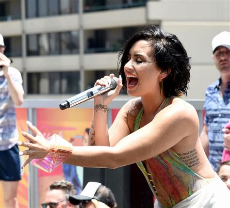 Demi Lovato At 1027 Kiis Fm Cool For The Summer Pool Party In Los