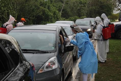 São Sebastião aborda cerca de mil veículos durante bloqueios sanitários contra a covid