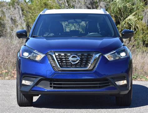 2019 Nissan Kicks Sr Review And Test Drive Automotive Addicts