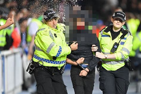 Rangers V Feyenoord Dutch Fans Including One In Celtic Strip Battle Cops At Ibrox