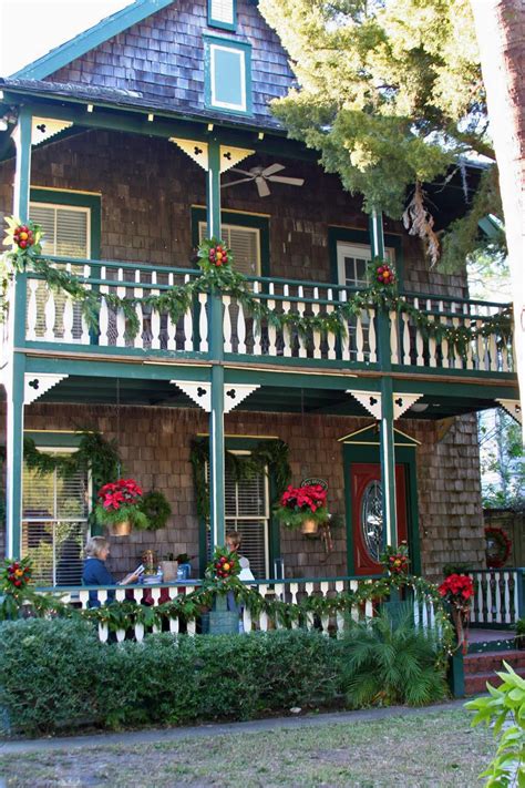 I was inspired by the beautiful window display below,found in st. Holiday Historic Home Tours | GAC