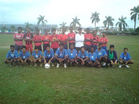 This is smk methodist's prs team where we guyz did some job given, for example we guyz wont third in perbarisan with about 6. METHODIST SUNGAI SIPUT FOOTBALL TEAM