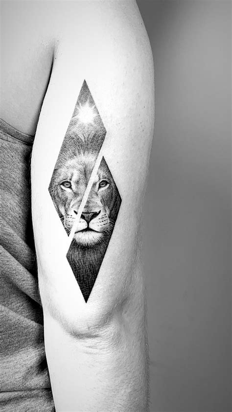 Lion Tattoo Lion Tattoo Tricep Tattoos Geometric Lion Tattoo Tattoos