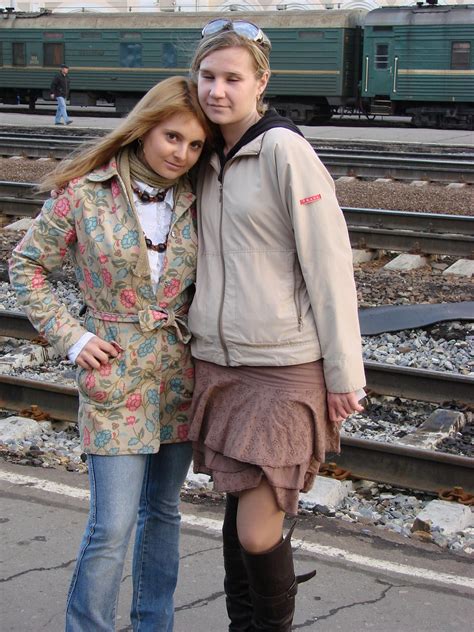 Russian Girls Russian Friends At The Khavarosk Train Stati Flickr