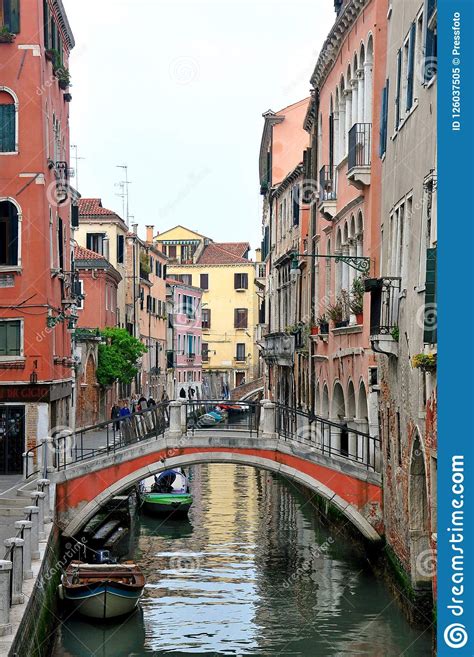 Beautiful Bridge In Venice Italy Editorial Image Image Of Destinations Della 126037505