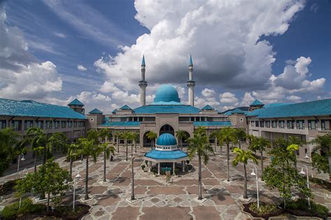 Sultan of pahang sultan ahmad shah, sultanah dr. Sultan Haji Ahmad Shah Mosque, IIUM | SONY DSC | Shahrul ...