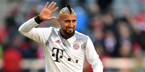 Arturo vidal excited by new champions league format. Arturo Vidal Net Worth 2018: Wiki, Married, Family ...