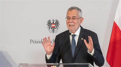 Österreichs Bundespräsident Van Der Bellen Will Noch Einmal Antreten