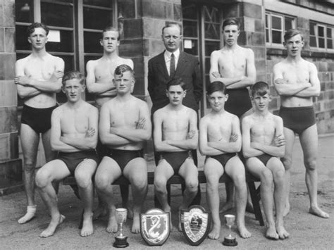 Kes Swimming Chatsworth 1950