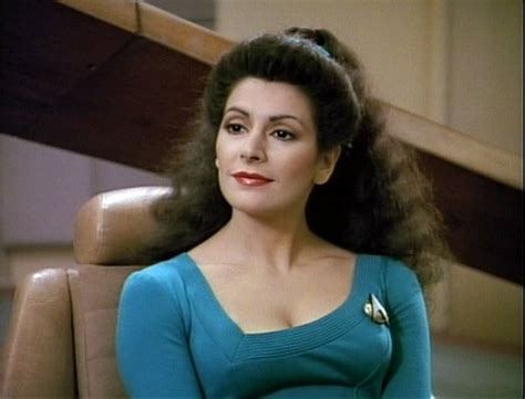 16 Sexiest Stars From Tvs Star Trek Page 11 Of 16 Fame Focus