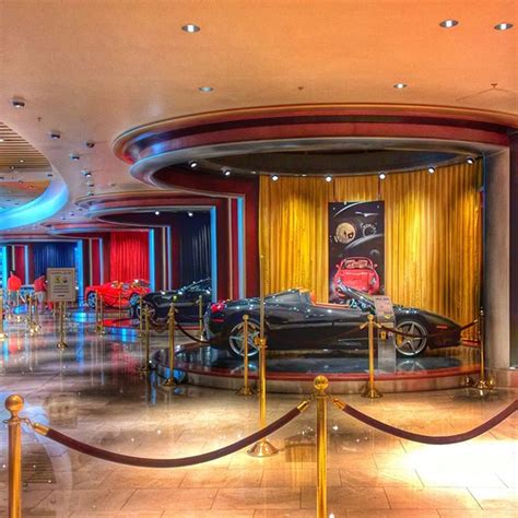 The Ferrari Dealership In The Wynn Las Vegas You Must Dri Flickr